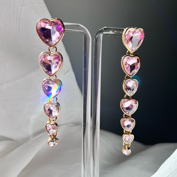 New Light Pink Heart Crystal Long Dangly Drop Earrings Alessandra Rich Style - Picture 1 of 9